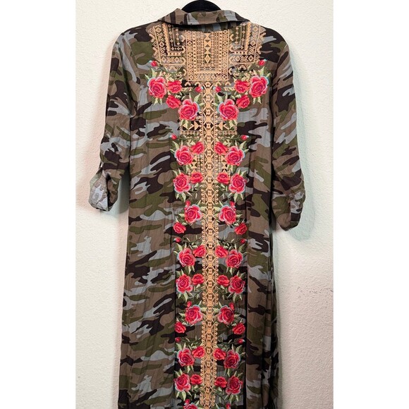 Savanna Jane Embroidered Camo Shirt Top Duster Size Small - Picture 2 of 2